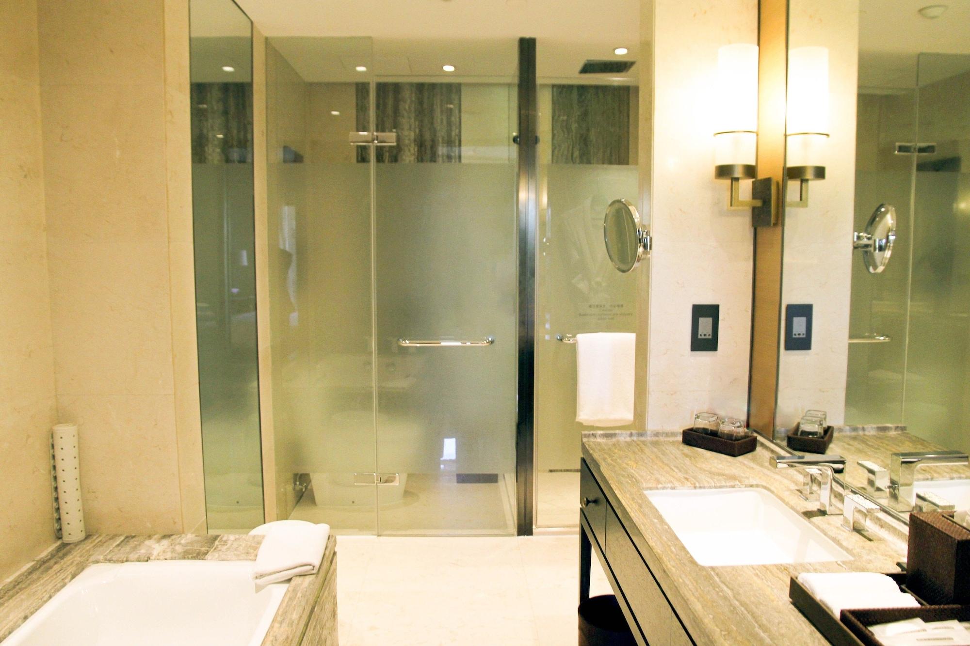 Hyatt Regency Hotel Chongming
